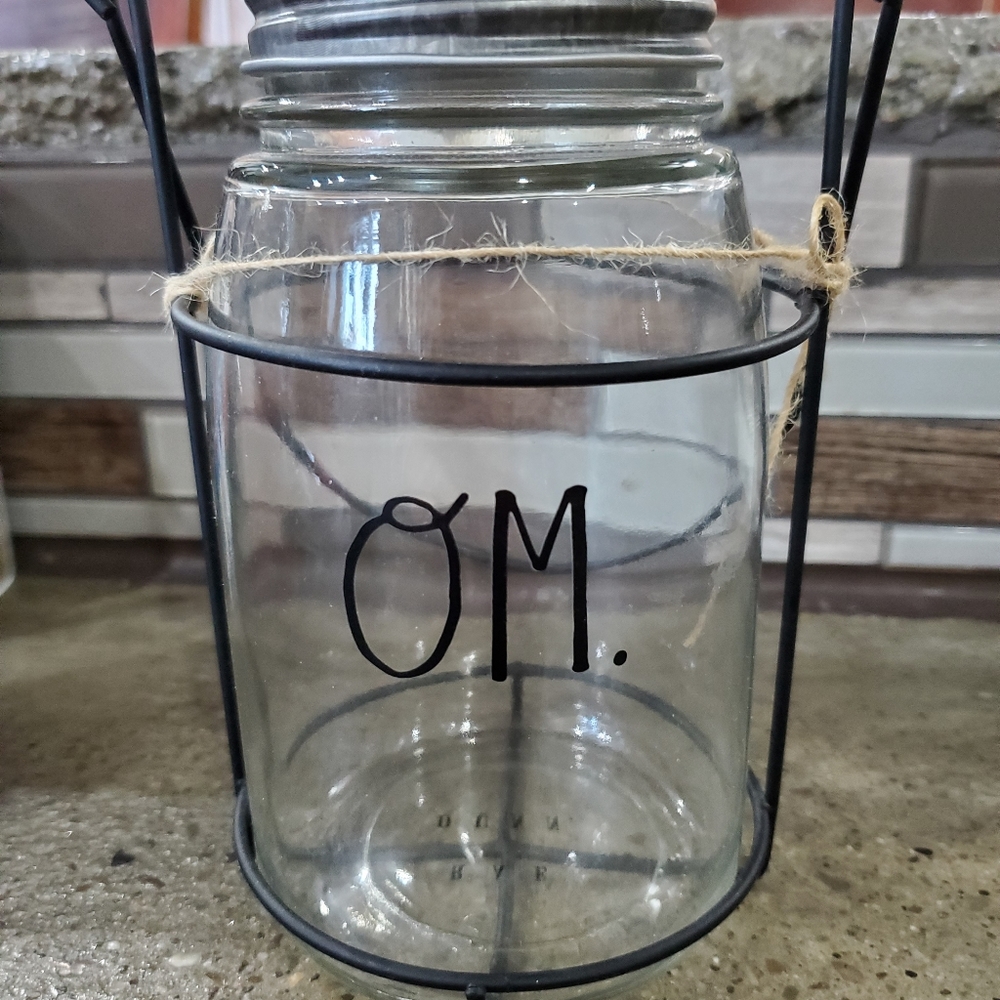 Bnwot Rae Dunn OM butterfly Mason jar